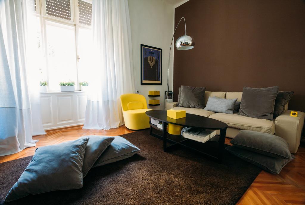 Valsabbion City Suite Pula Pokoj fotografie