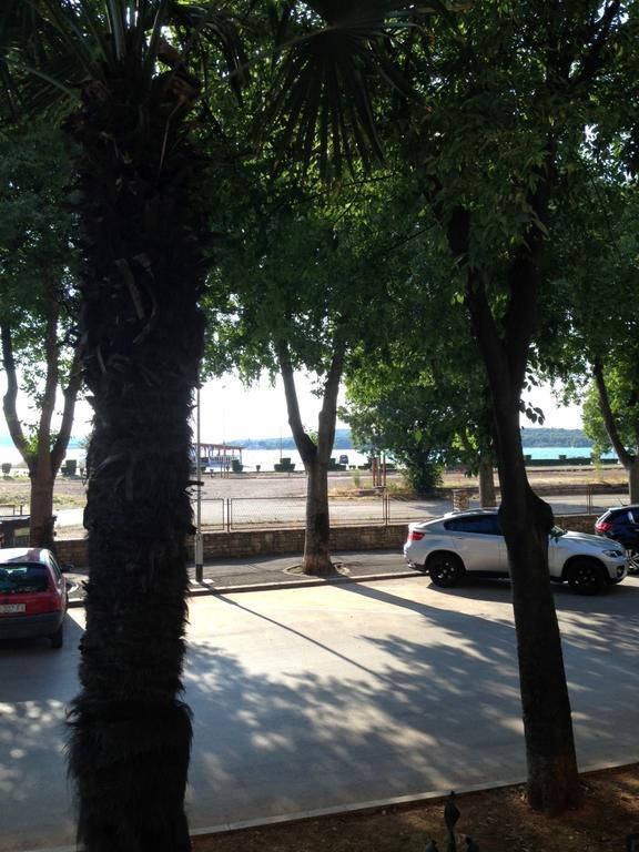 Valsabbion City Suite Pula Pokoj fotografie