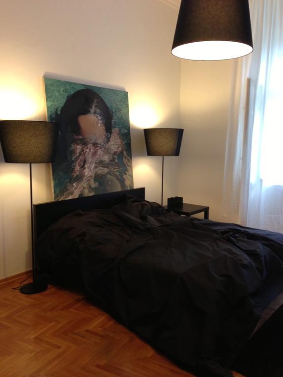 Valsabbion City Suite Pula Pokoj fotografie