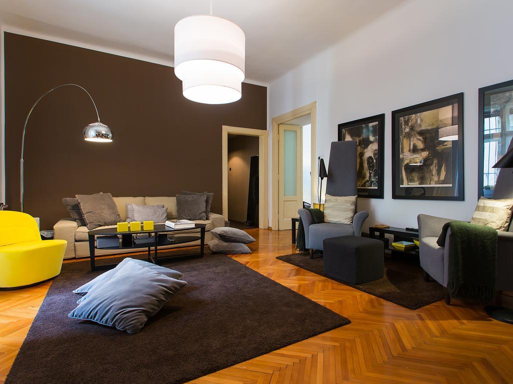 Valsabbion City Suite Pula Exteriér fotografie