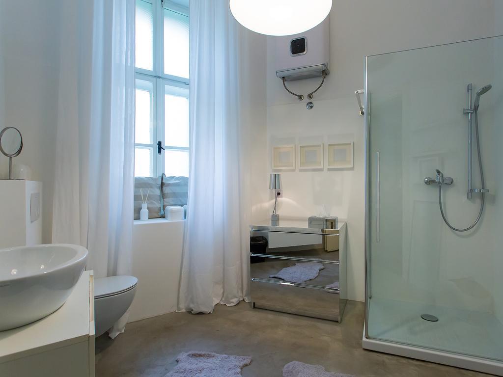 Valsabbion City Suite Pula Exteriér fotografie